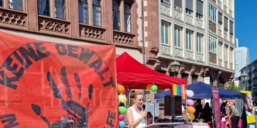 gewaltfreie-geburtshilfe-freie-waehler-hessen-christin-jost